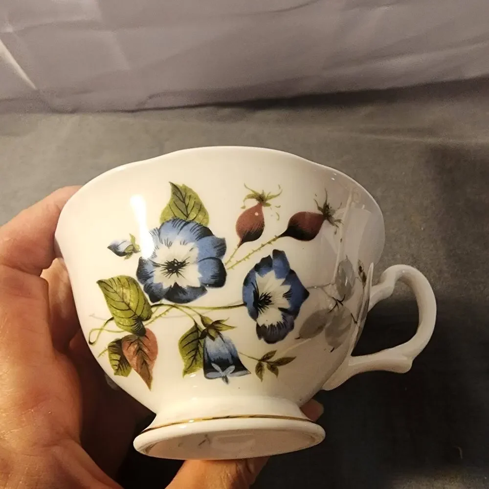 Royal Grafton Fine Bone China Floral Teacup made in England blue pansies